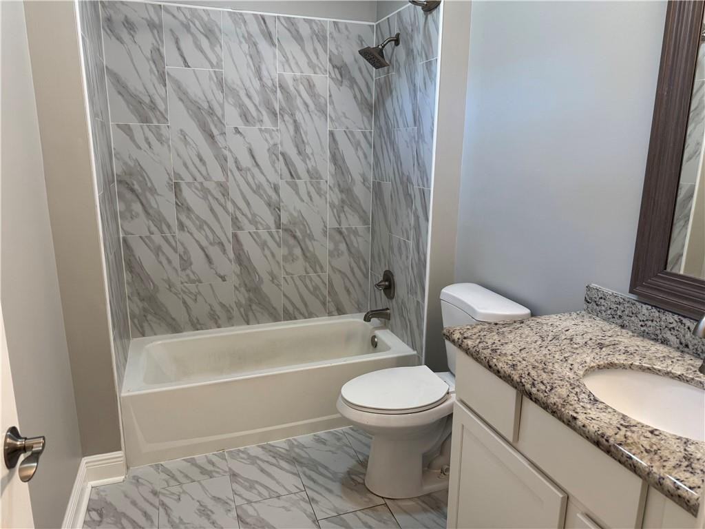 503 E Hornsby St - Photo 6 of 12