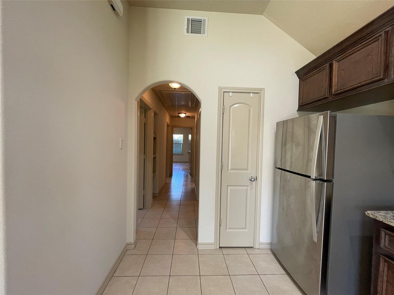 16928 W Ivanhoe - Photo 5 of 18