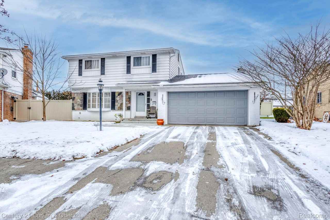 1286 Sherbourne Dr - Photo 3 of 38