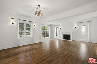 451 Westmount Dr - Photo 6 of 8