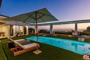 featured image of 560 Chalette Dr