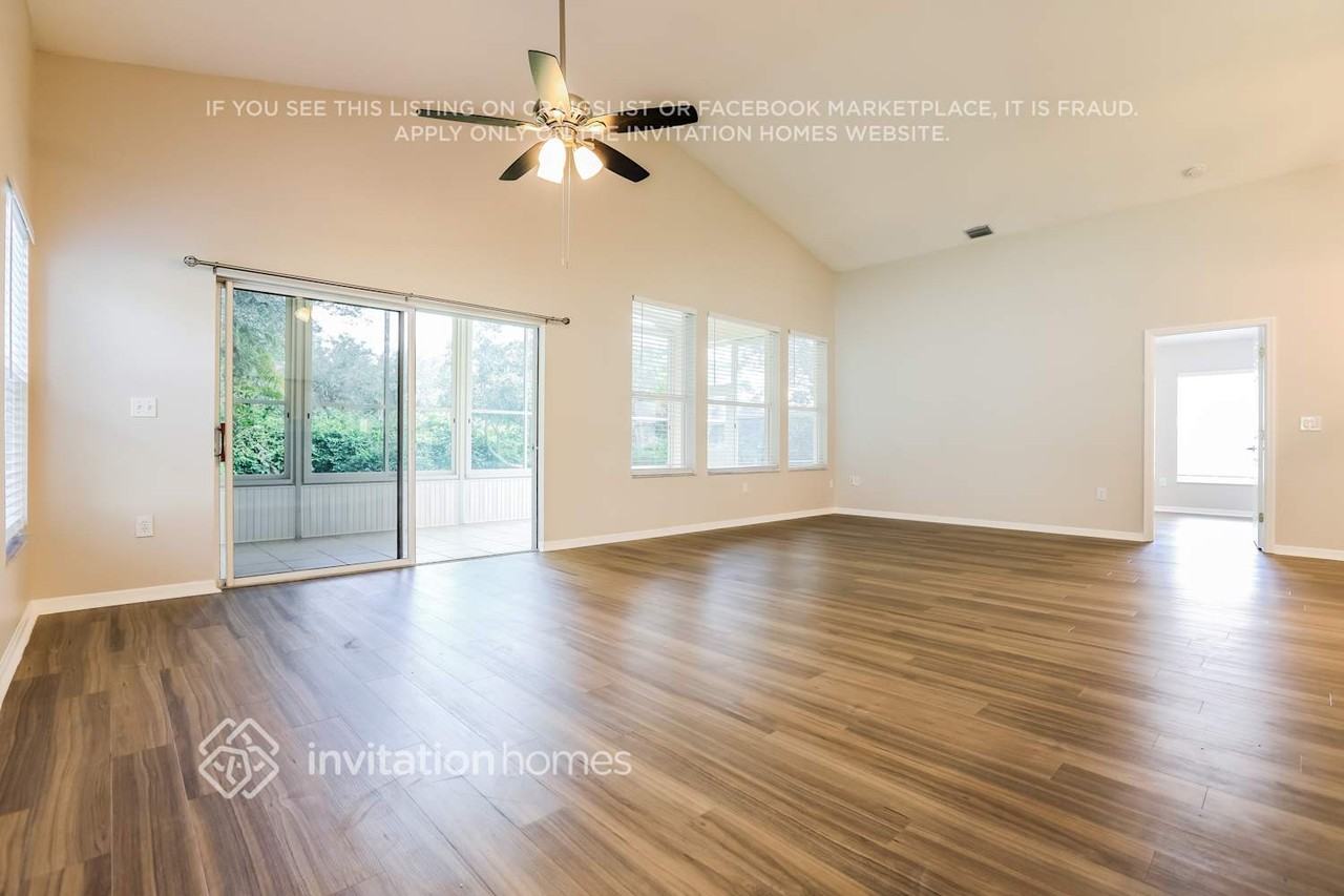 6809 Winslow St - Photo 3 of 16