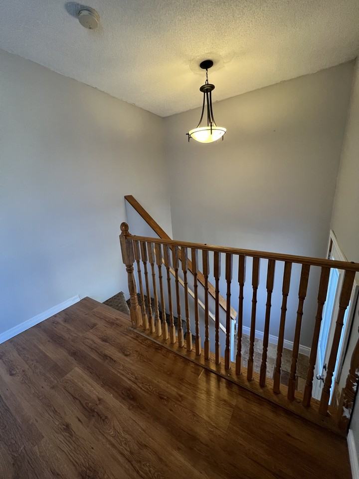 751 Mountain Ash Rd Uppr - Photo 6 of 25