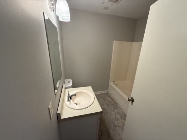 303 Pineywood RoadUnit 2 #2 - Photo 5 of 16