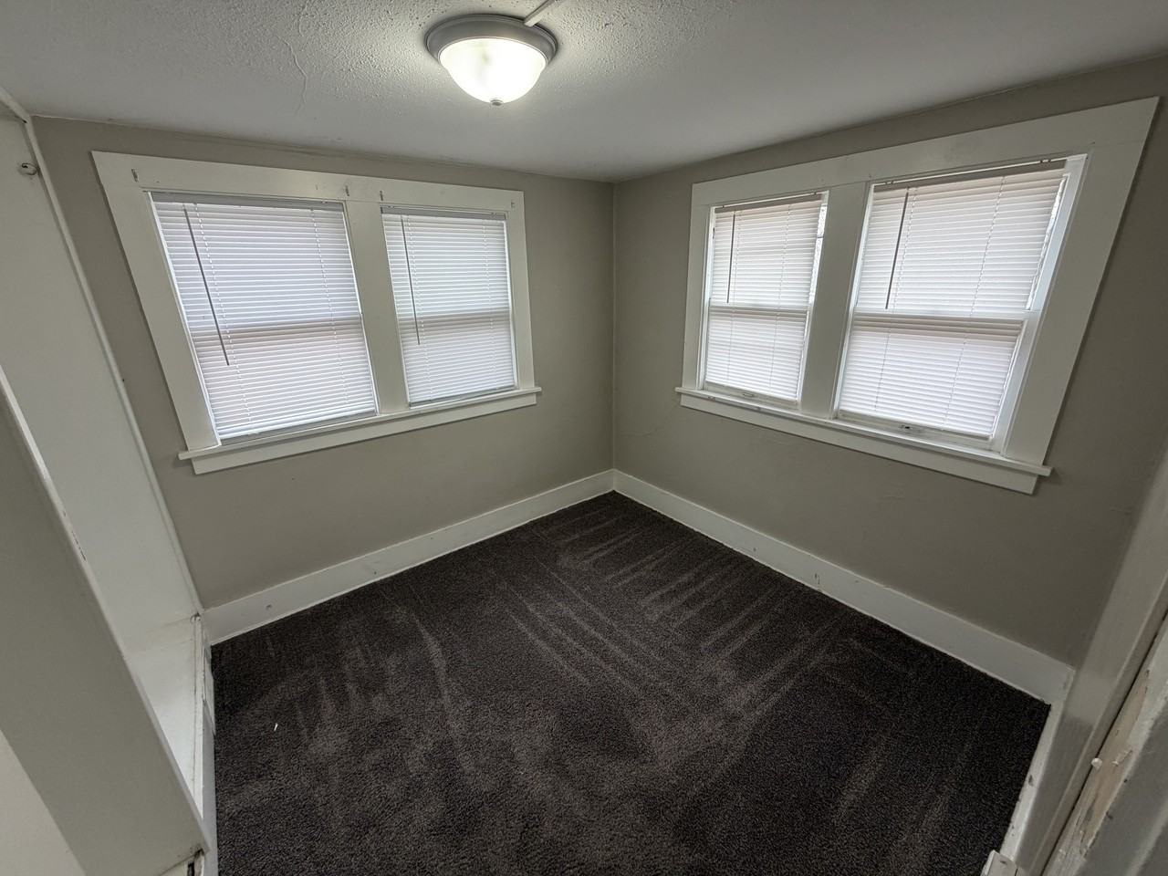 1111 Bluff St #1-2 - Photo 7 of 8