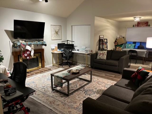 1603 Sandpiper Ct #1 - Photo 3 of 3