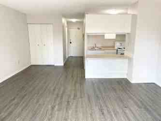 Granville Manor - Photo 7 of 9