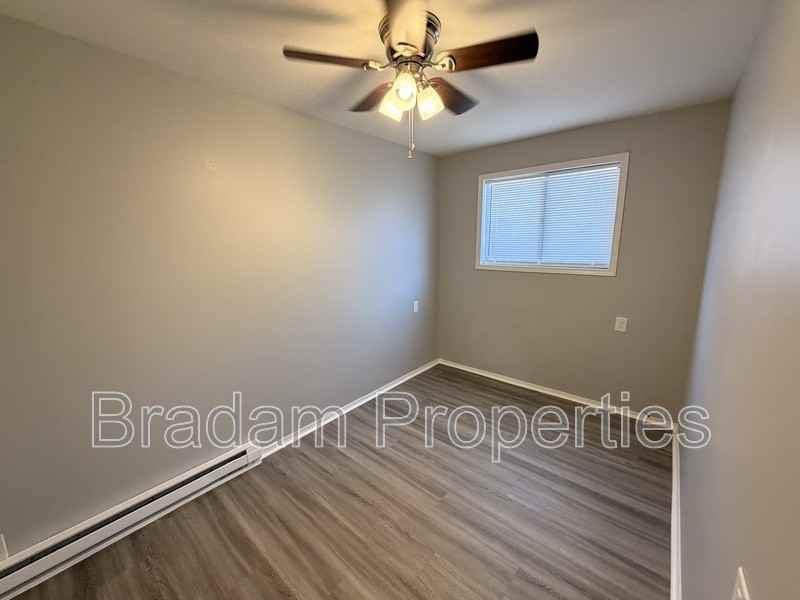 1615 1/2 N Main St - Photo 6 of 6