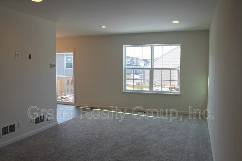 7106 Country Club Hills Dr #1 - Photo 2 of 15