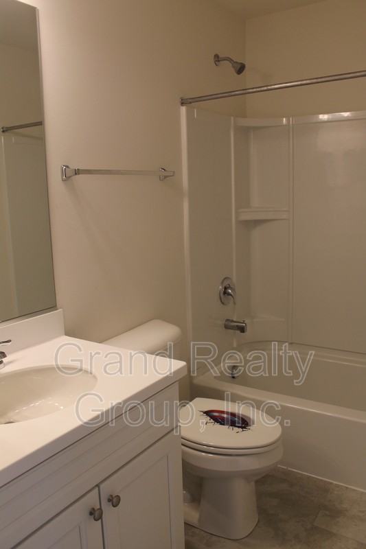 7106 Country Club Hills Dr #1 - Photo 5 of 15