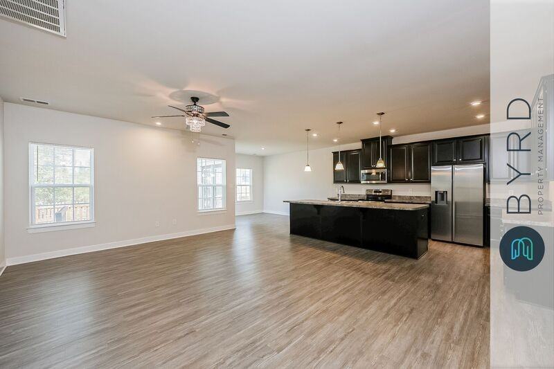 9206 Miranda Ln - Photo 7 of 27