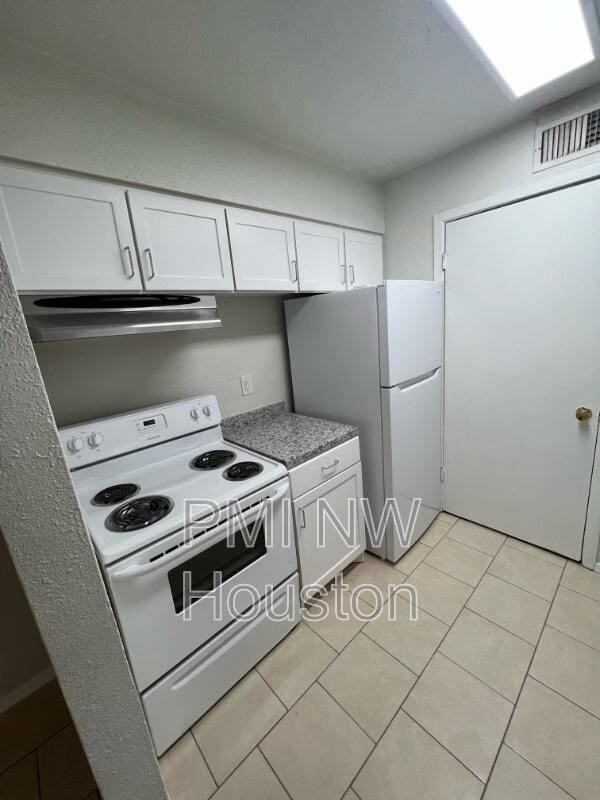 12651 Ashford Meadow Dr #A - Photo 2 of 14