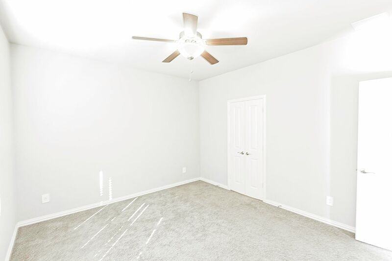 3913 Murvaul Dr - Photo 4 of 36