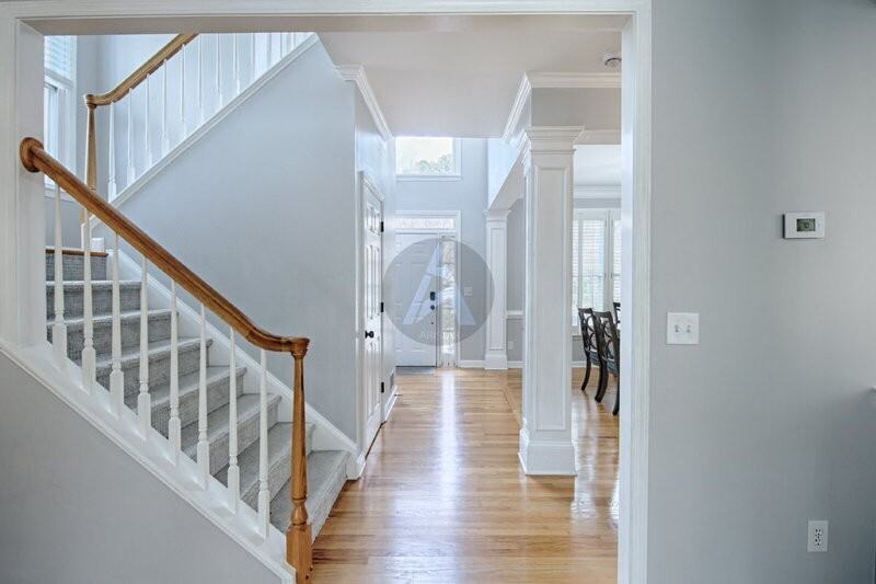 3786 Upland Dr - Photo 2 of 36