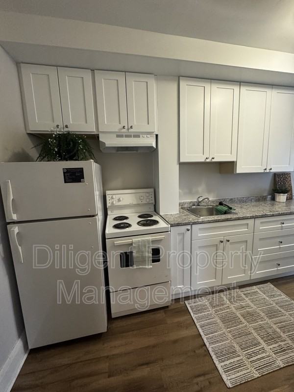 451 Water St #3 - Photo 5 of 45