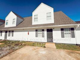featured image of 896 Campbell St #C1