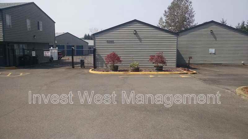 5585 Commercial St Se #138 - Photo 2 of 3