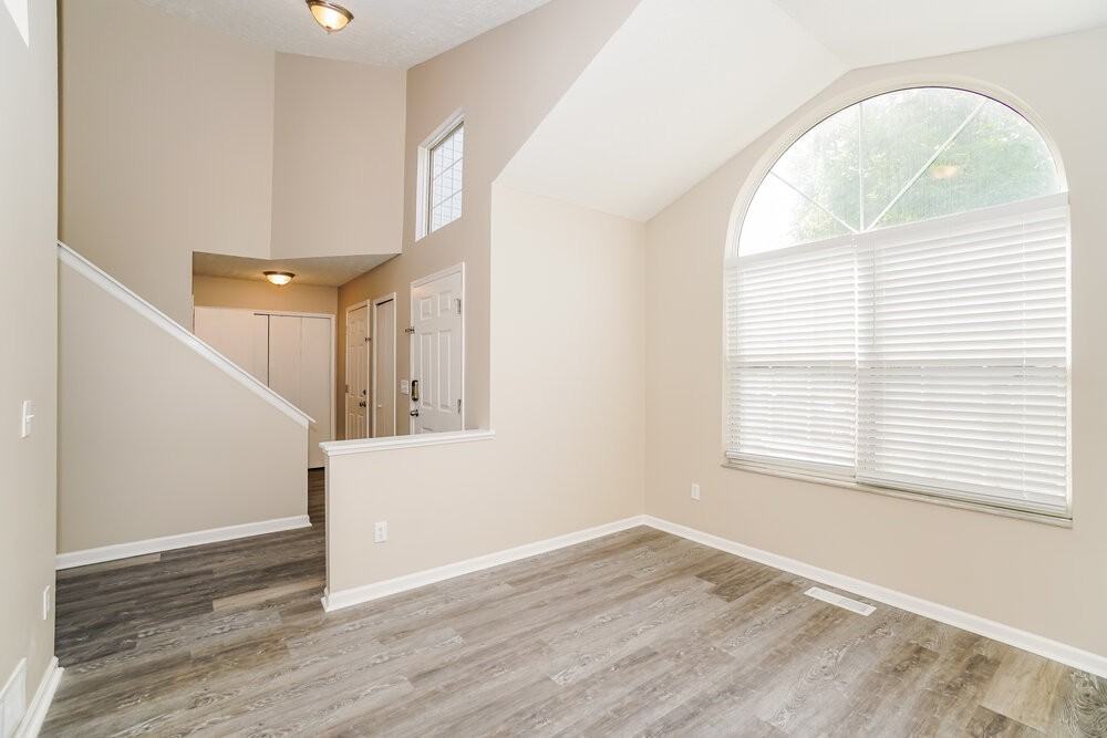 900 Larkfield Dr - Photo 5 of 18