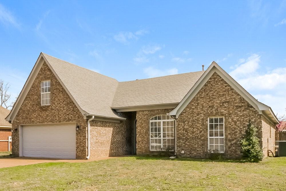 145 Cameron Dr - Photo 4 of 17