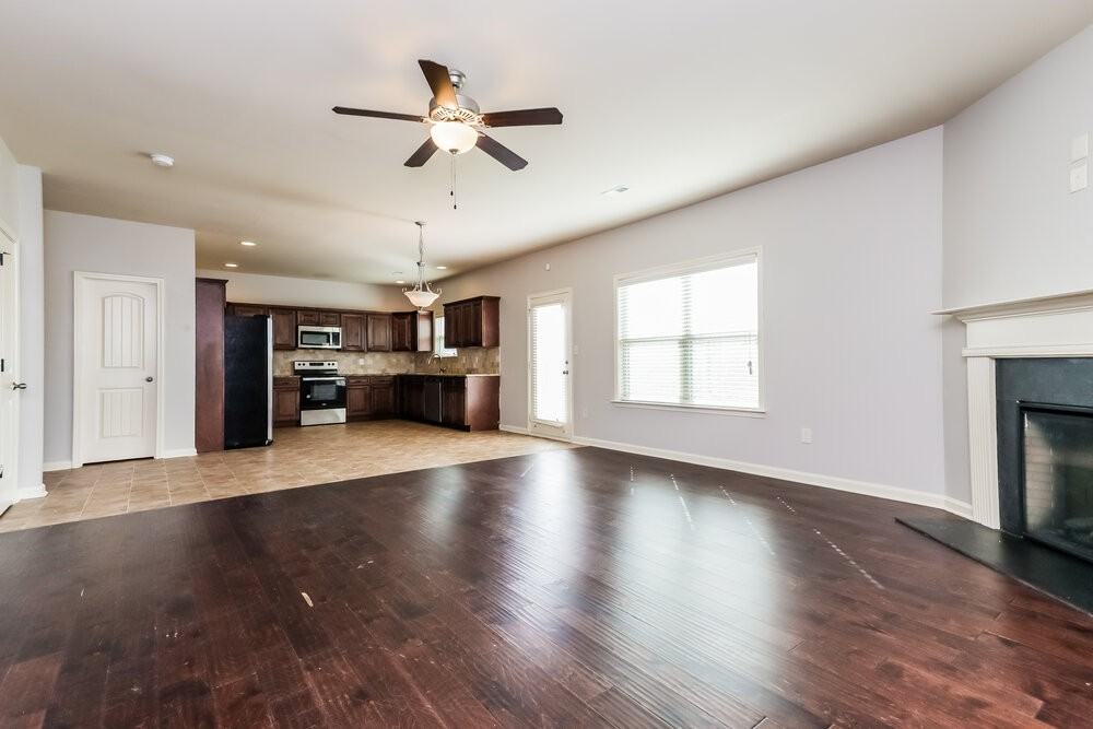 3221 Puritan Way - Photo 5 of 17