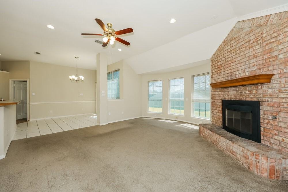 831 Quail Run Ln - Photo 3 of 16