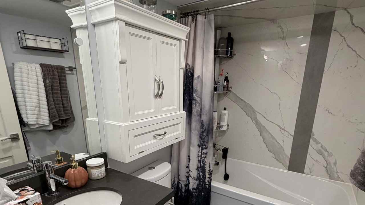 980 Avenue Road #3 - Photo 7 of 9