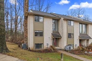 431 Lynetree Dr - Photo 1 of 1