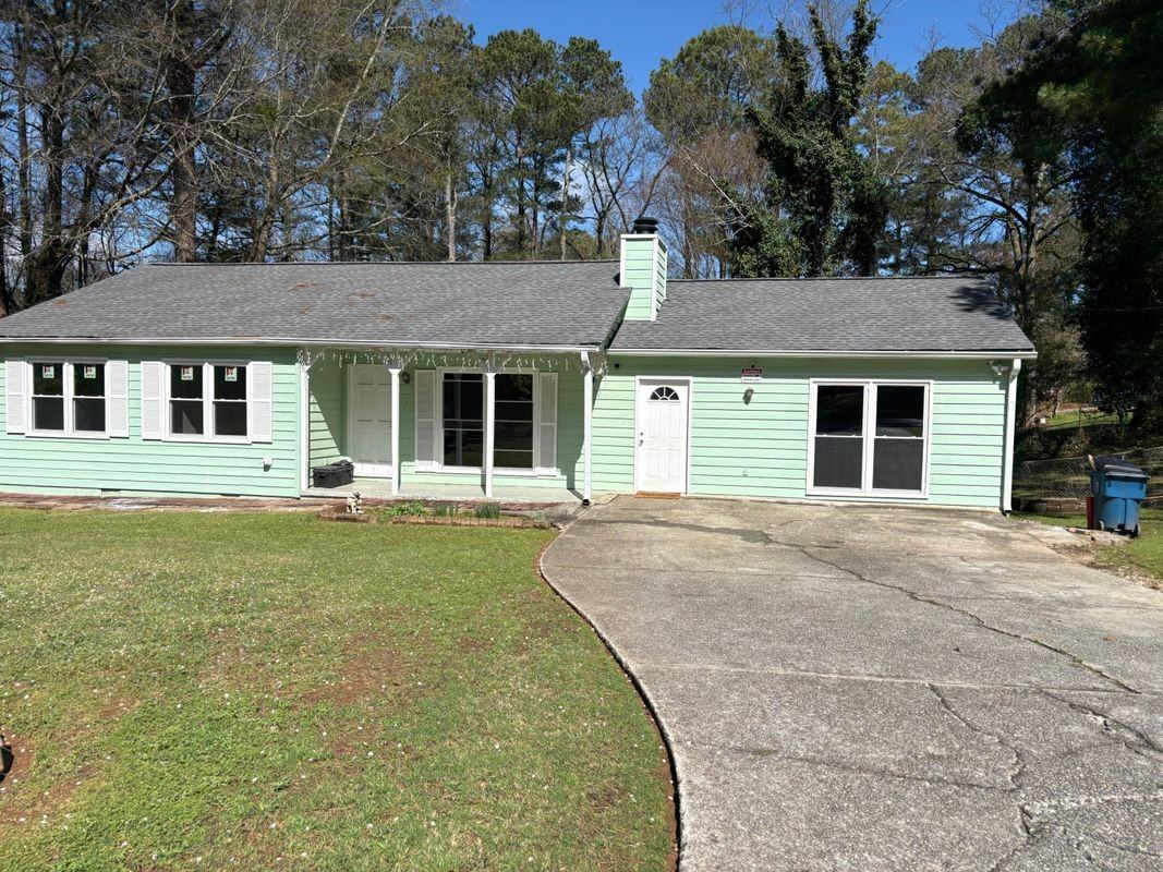 429 Strickland Ct - Photo 5 of 50