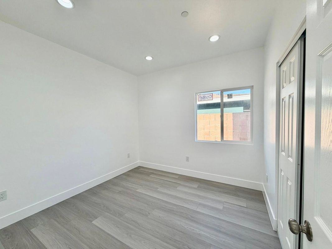 11522 June St - Photo 5 of 20