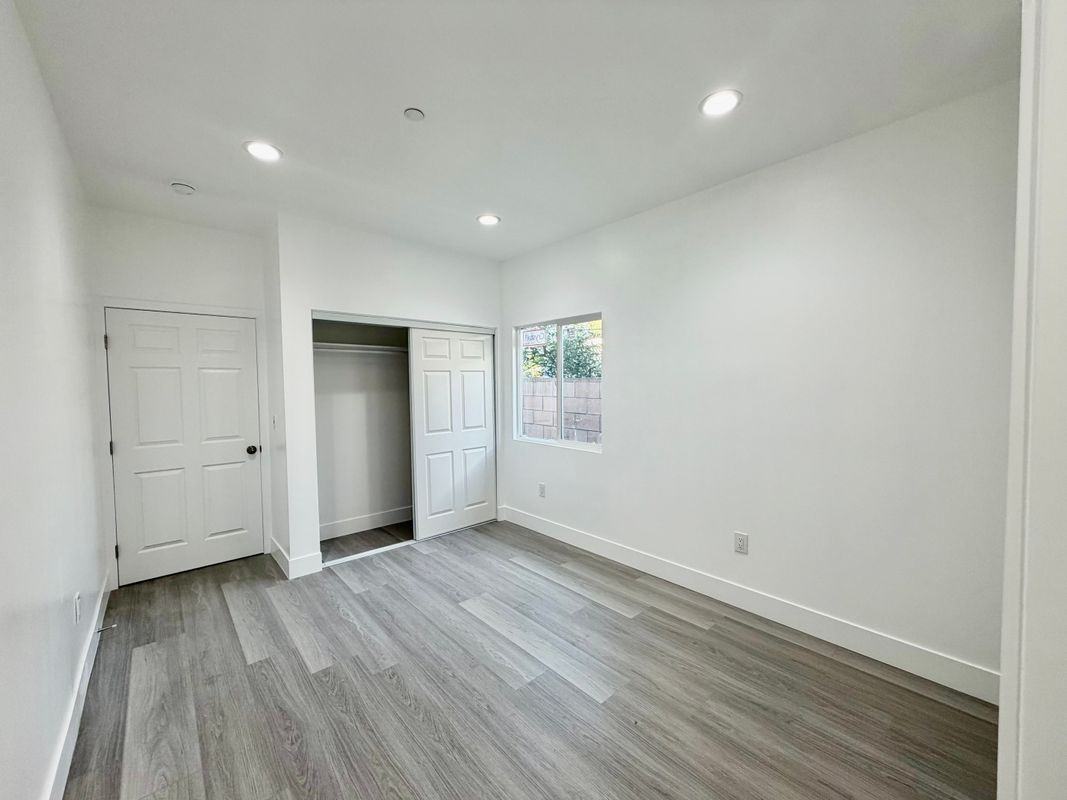 11524 June St - Photo 6 of 10