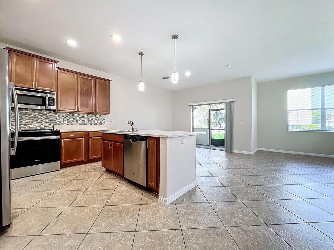 3002 Bargate St - Photo 3 of 18