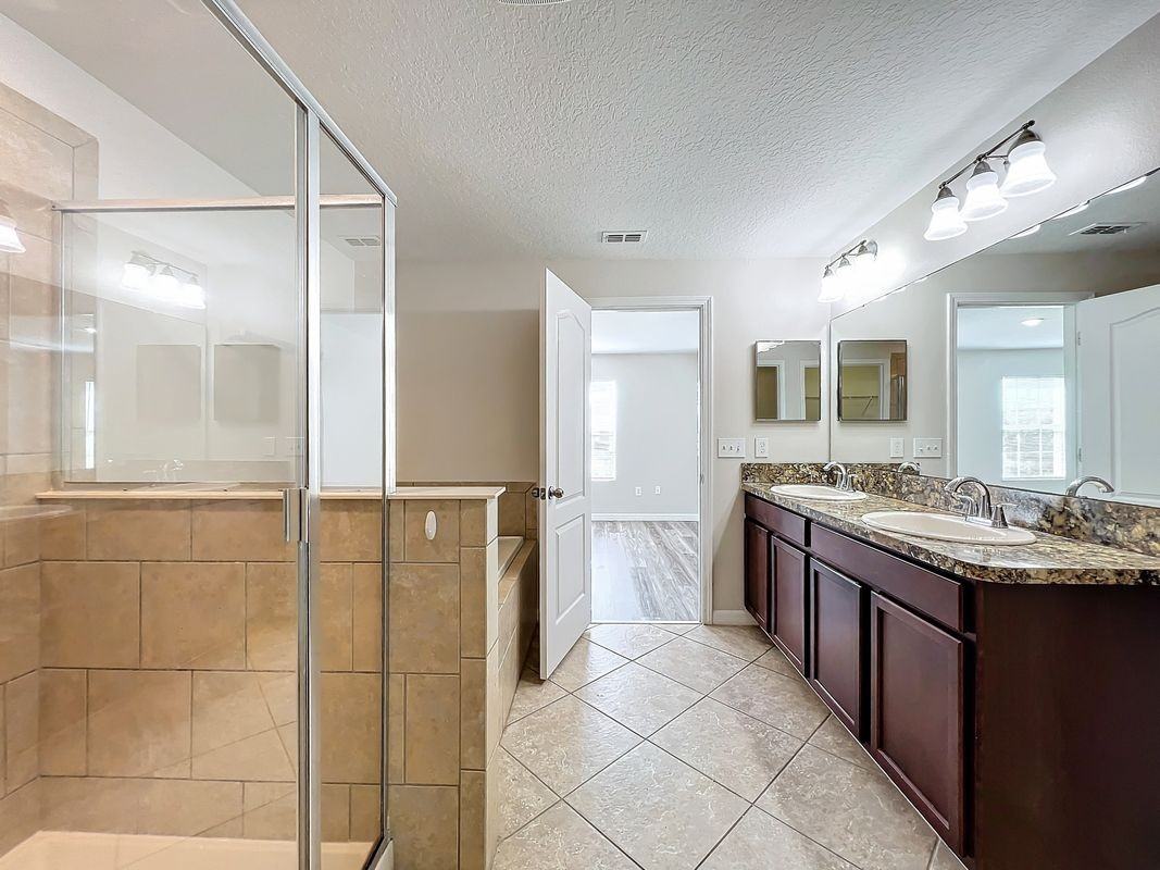 3002 Bargate St - Photo 6 of 18