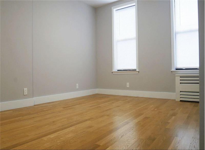 1795 Riverside Dr - Photo 7 of 10