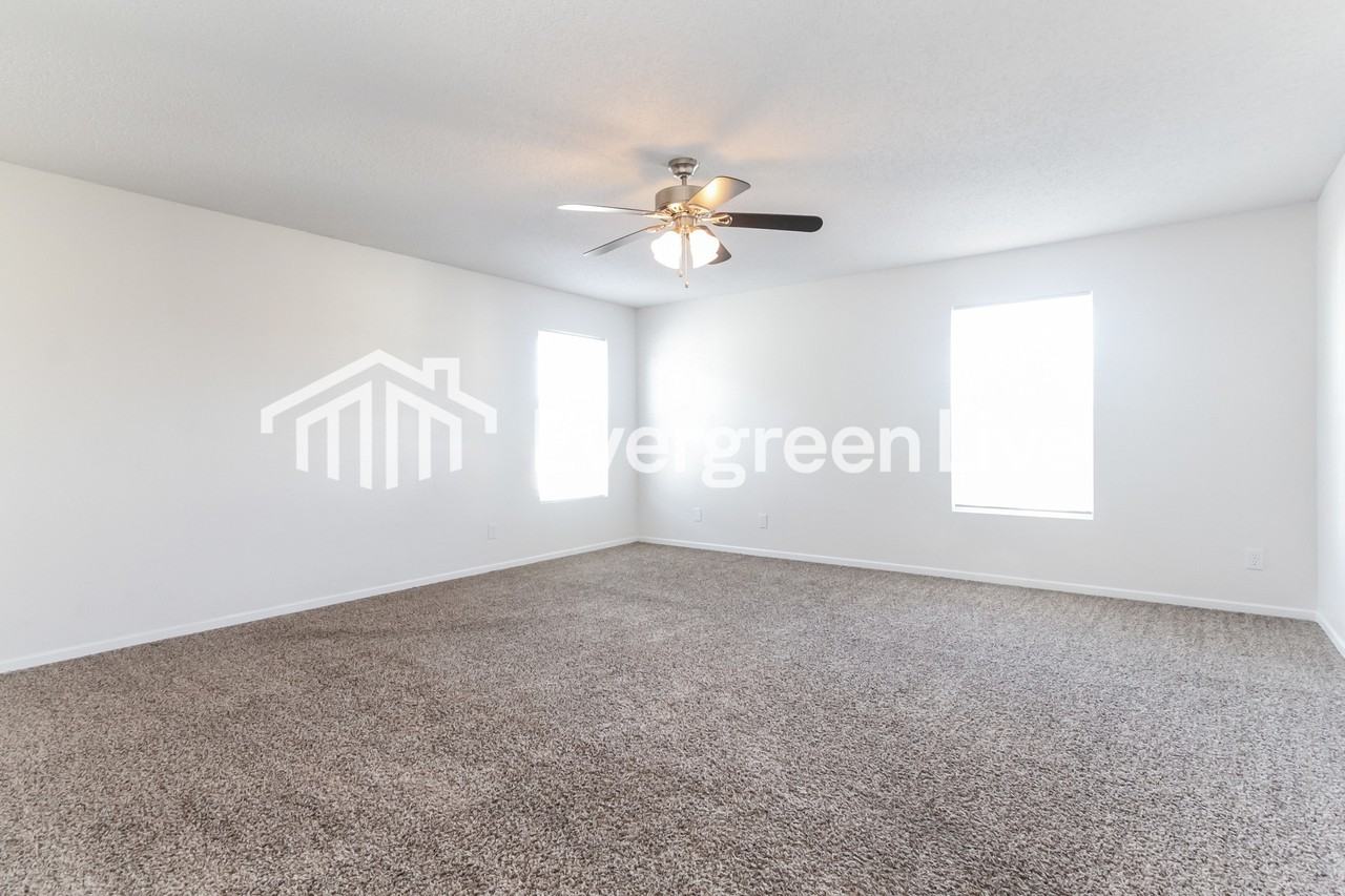 2329 Bridlewood Dr - Photo 7 of 10