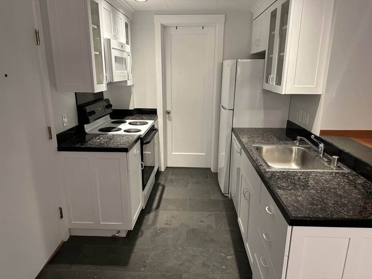 8th Ave W & W Galer St - Photo 4 of 9