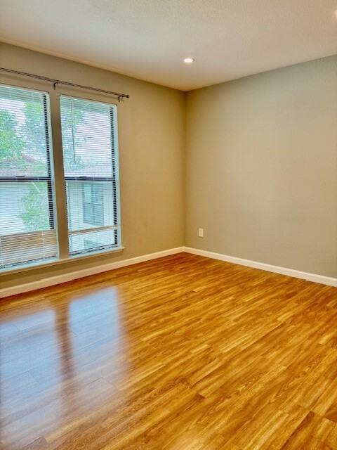 313 Camelback Road #3 - Photo 7 of 16