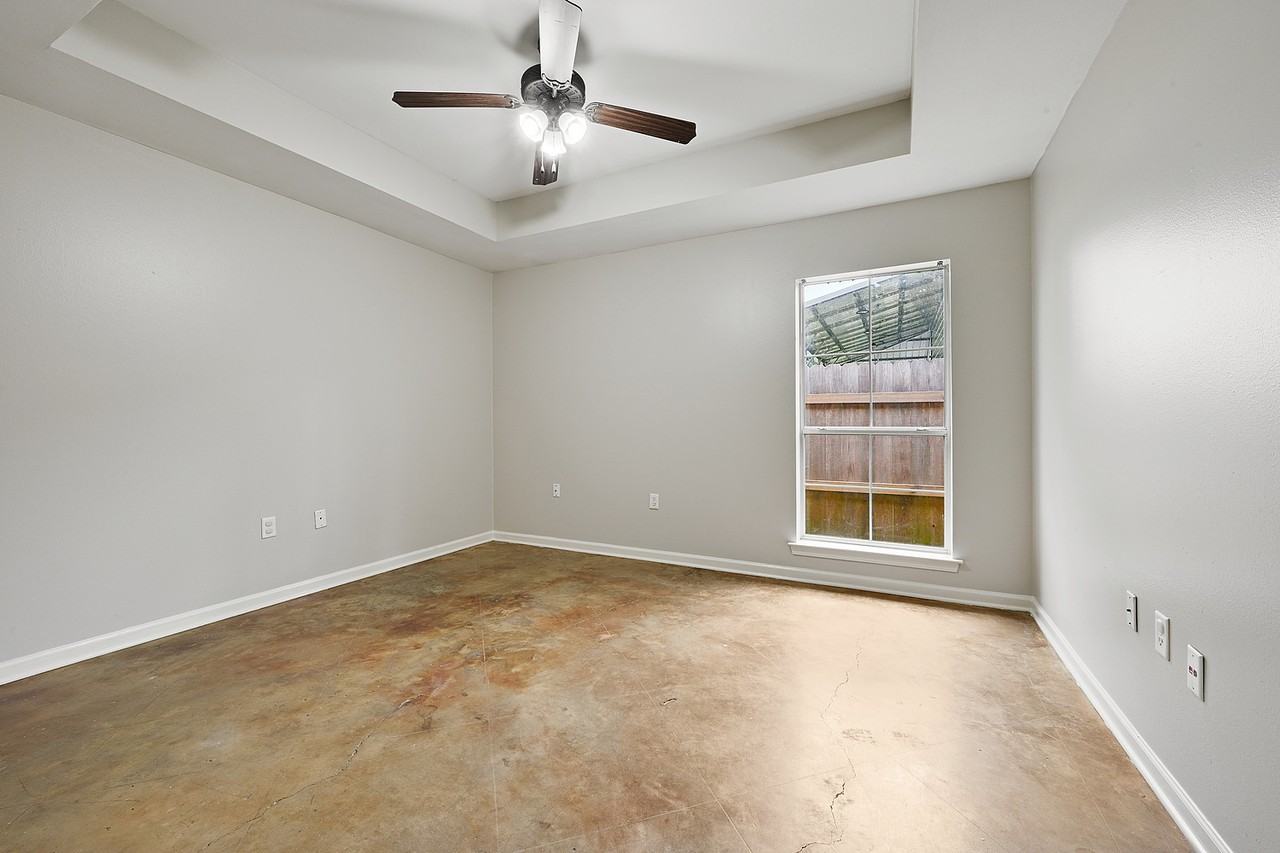 30090 Mayer Street - Photo 6 of 21