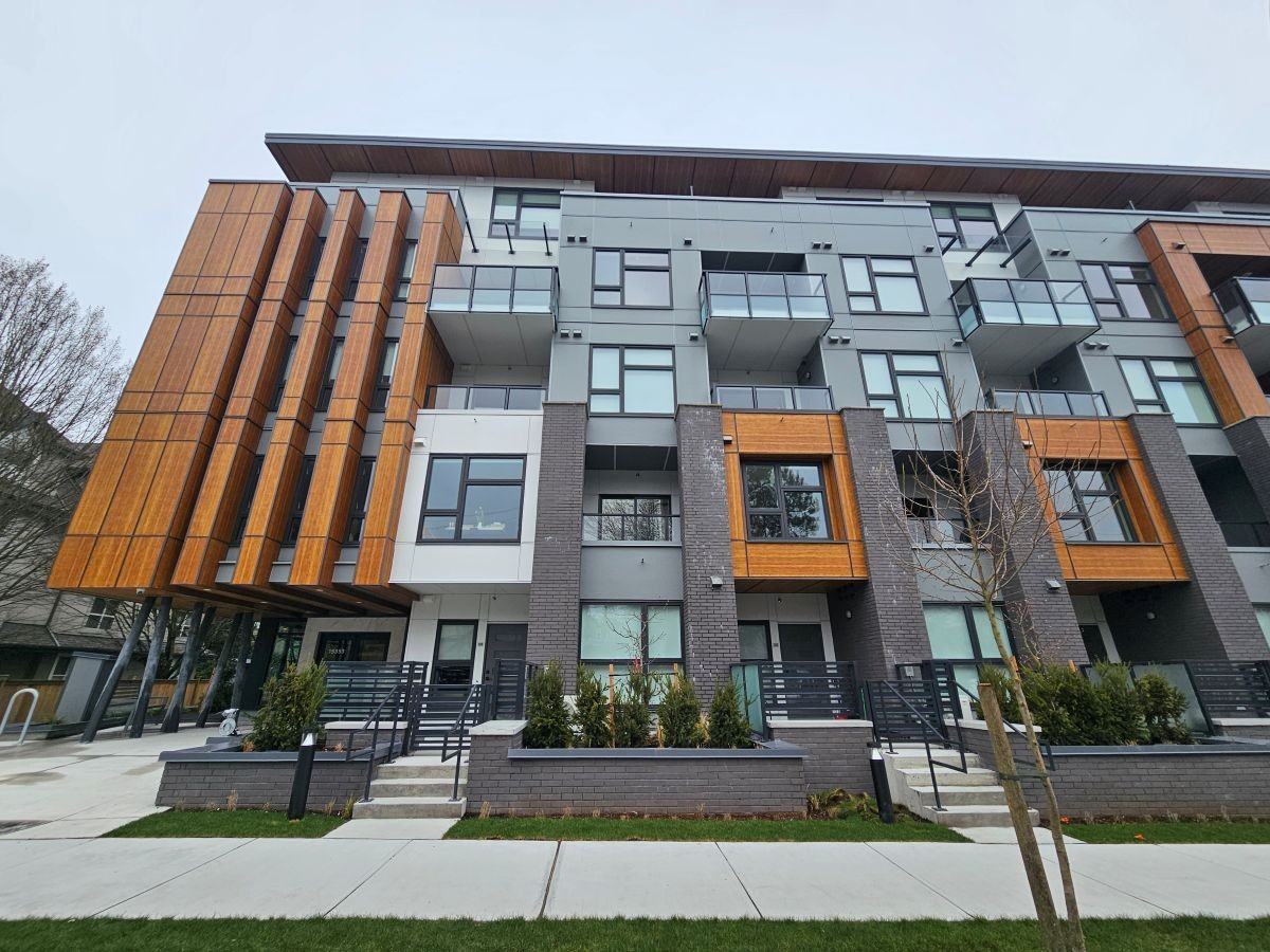 15353 17 Avenue #206 - Photo 2 of 20