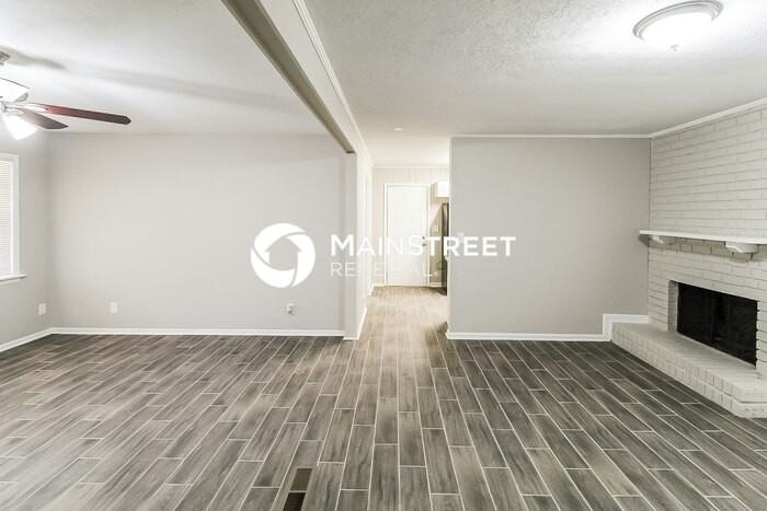 481 Stephenson Rd - Photo 2 of 16