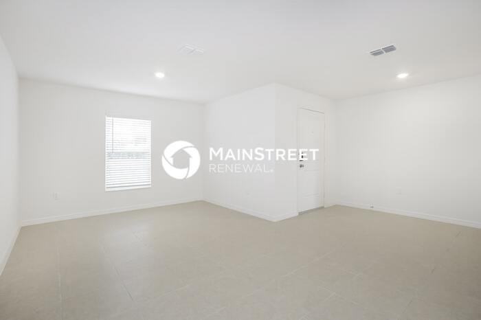 1138 Union Ave - Photo 7 of 16