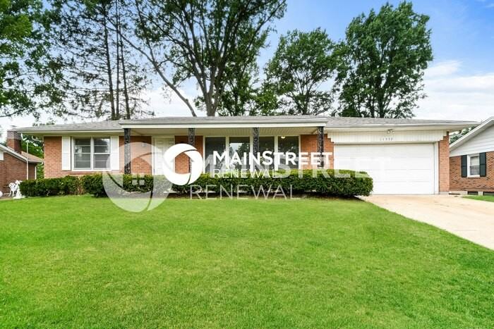 11557 Portsmouth Dr - Photo 3 of 15