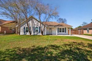 featured image of 15116 Rosewood St