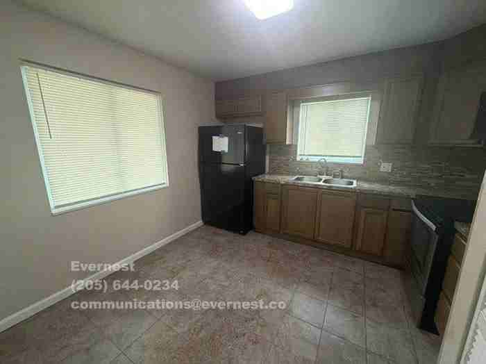 972 Concord Ave - Photo 3 of 29