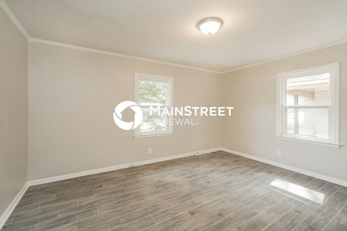 4120 Southlawn Ave - Photo 6 of 16