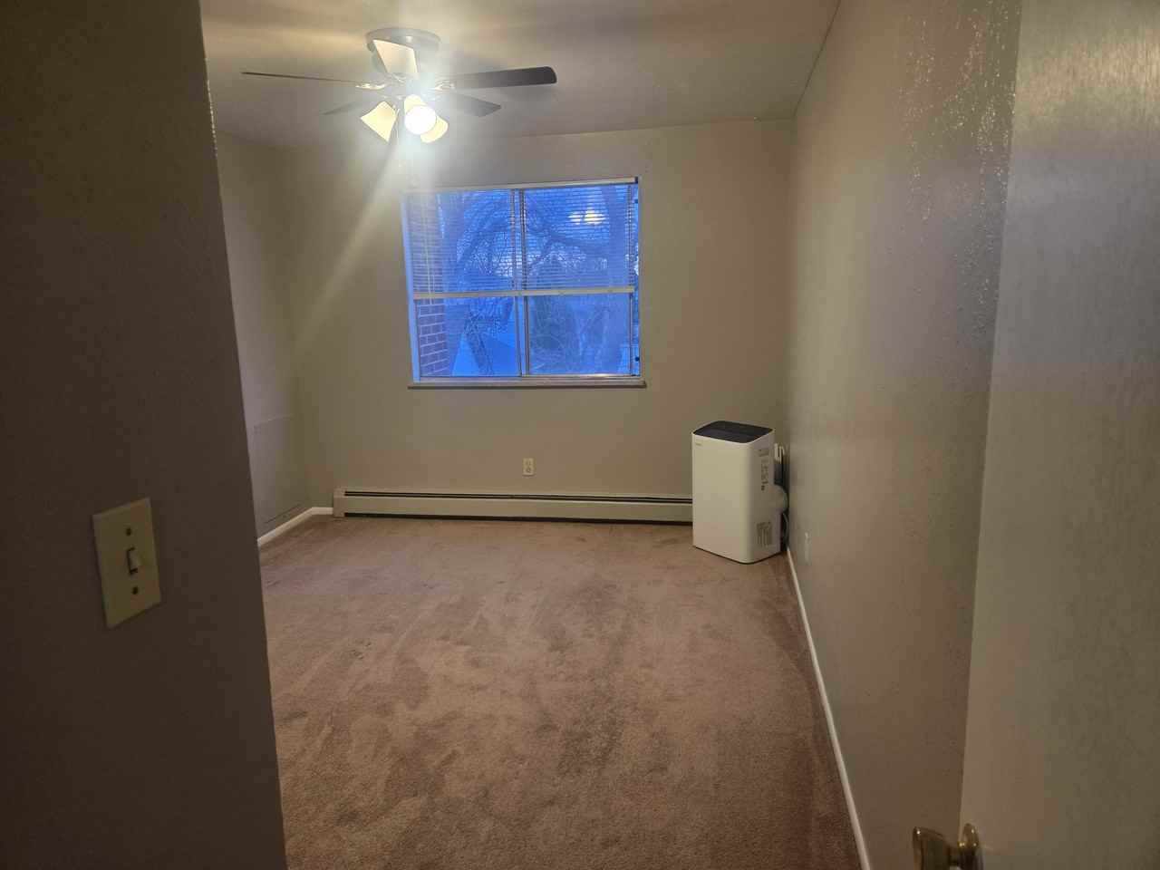 WPARK APARTMENTS - Photo 5 of 9