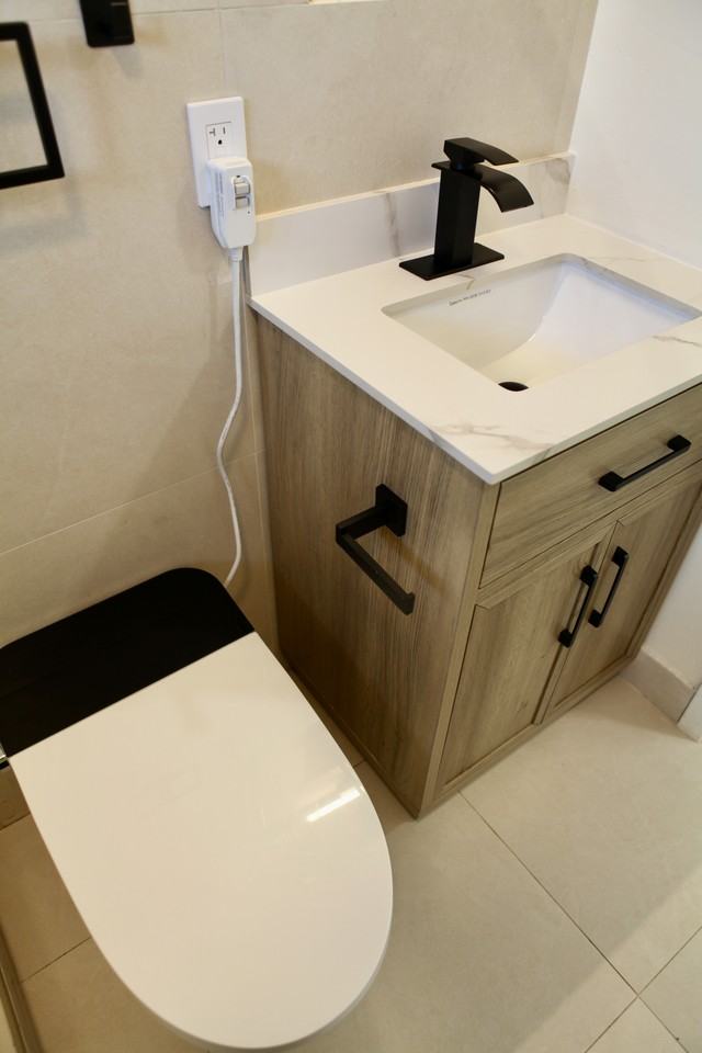 900 Toyon Dr #2 - Photo 5 of 12