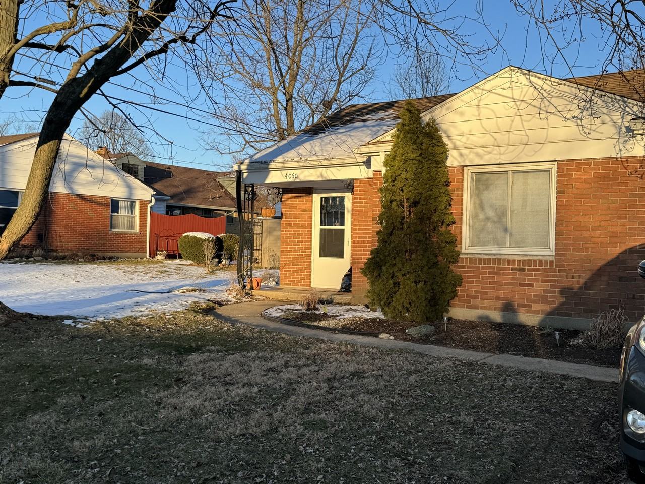 4058 Royal Oak Dr #4060 - Photo 2 of 16