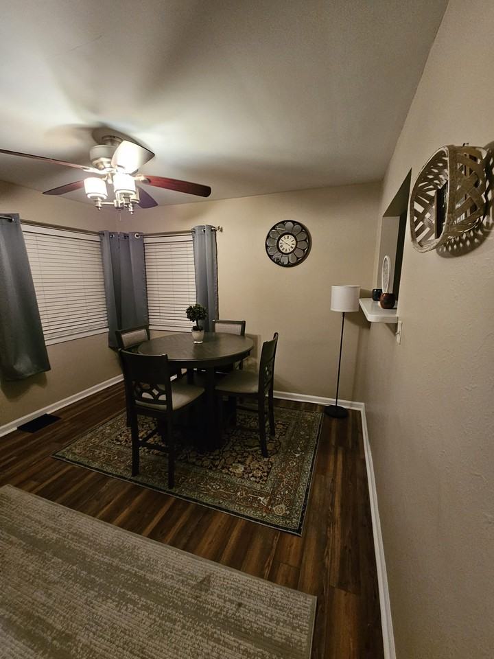 4058 Royal Oak Dr #4060 - Photo 5 of 16