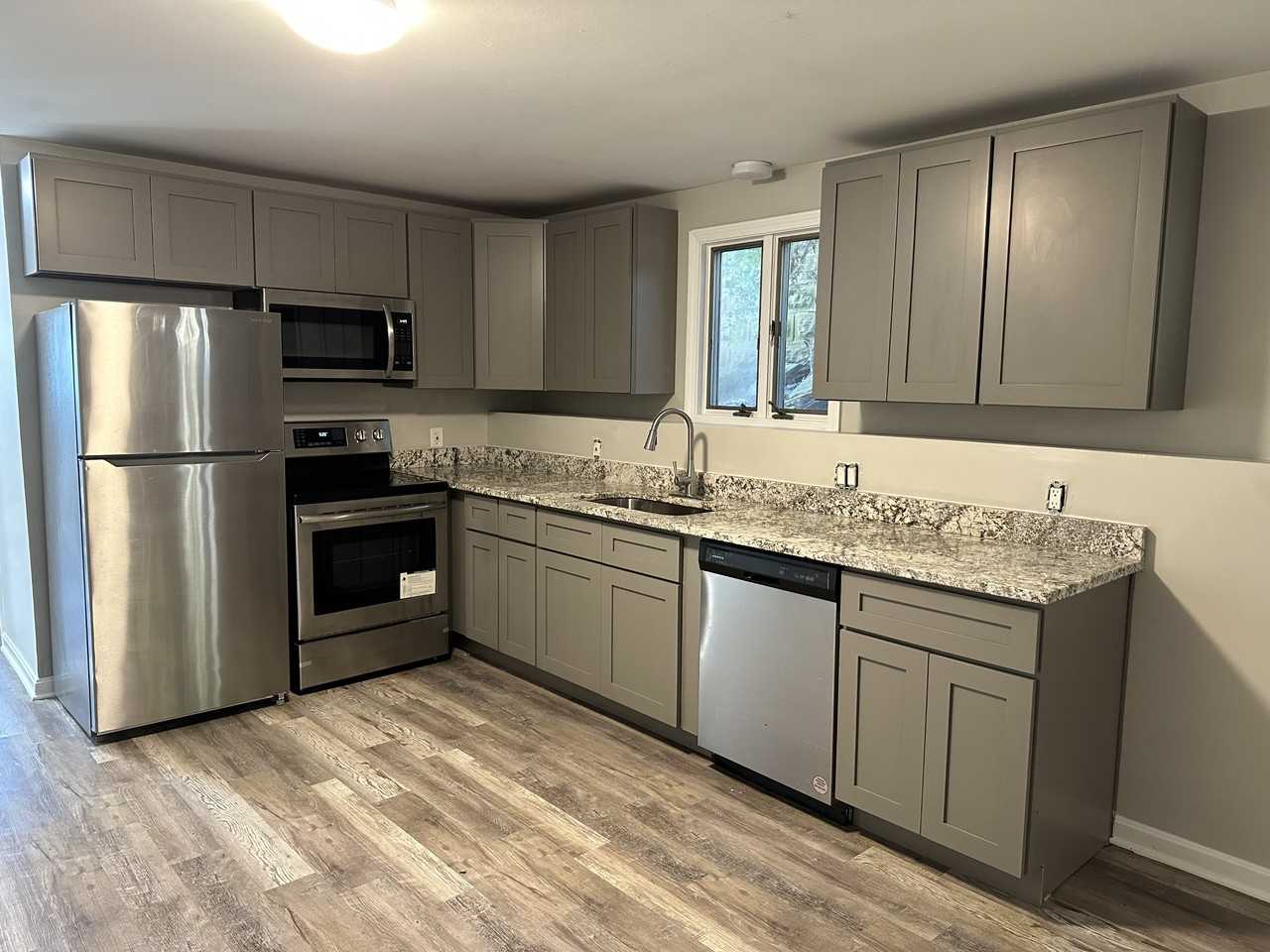 99 W Park St #2 - Photo 3 of 11