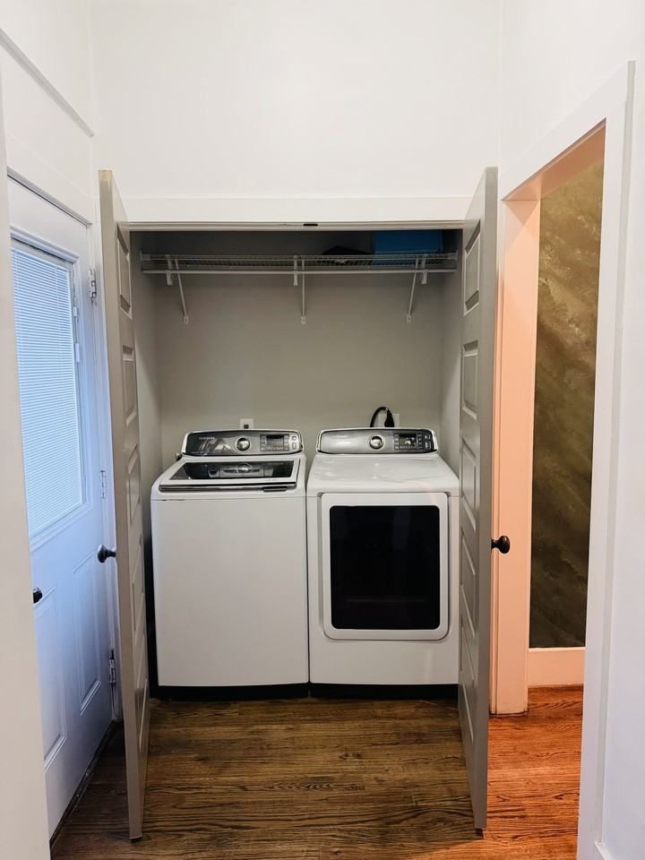 391 Lawton St Sw #NA - Photo 4 of 17